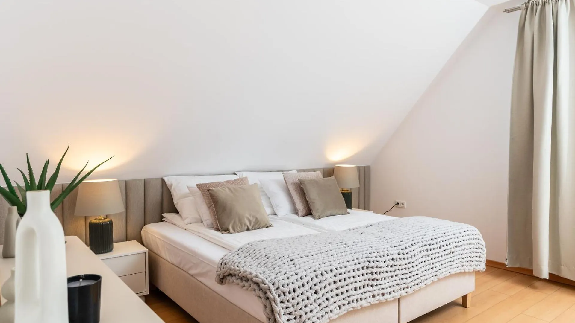 Your Private Oasis In Cracow Cracovia 0*,